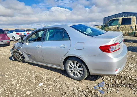 2011 Toyota Corolla Base z USA, uszkodzony, nr VIN 2T1BU4EE4BC631786